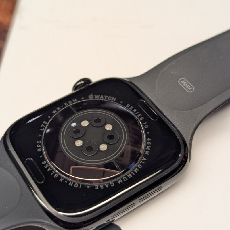 Apple Watch 10  GPS + Cellular 46mm 64GB BH100%