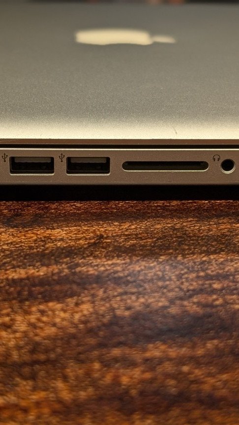 Sülearvuti koos sülekoti ja laadijaga: Macbook Pro A1278, 8 gbRAM, 500 GB HDD