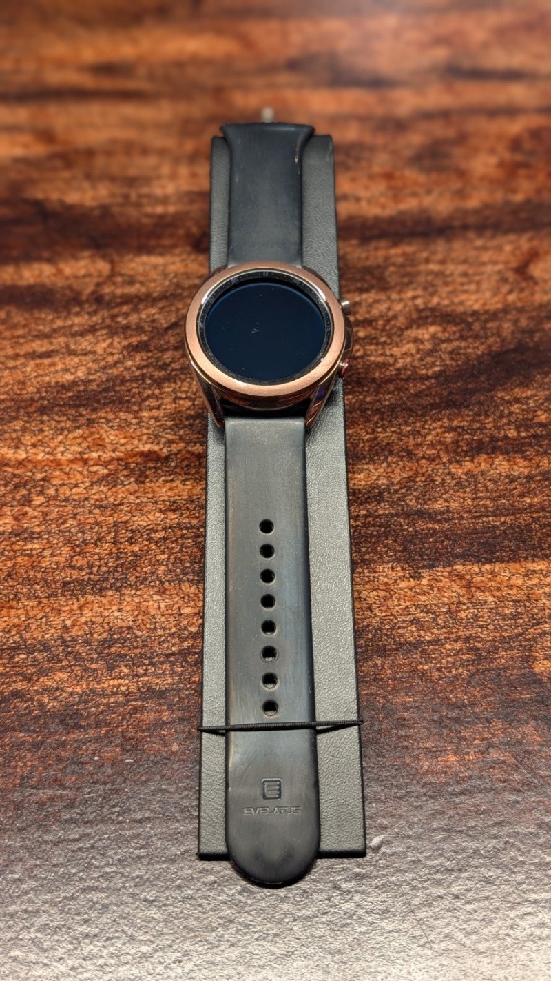 Samsung Galaxy Watch 3 41mm, laadija + 2 lisarihma