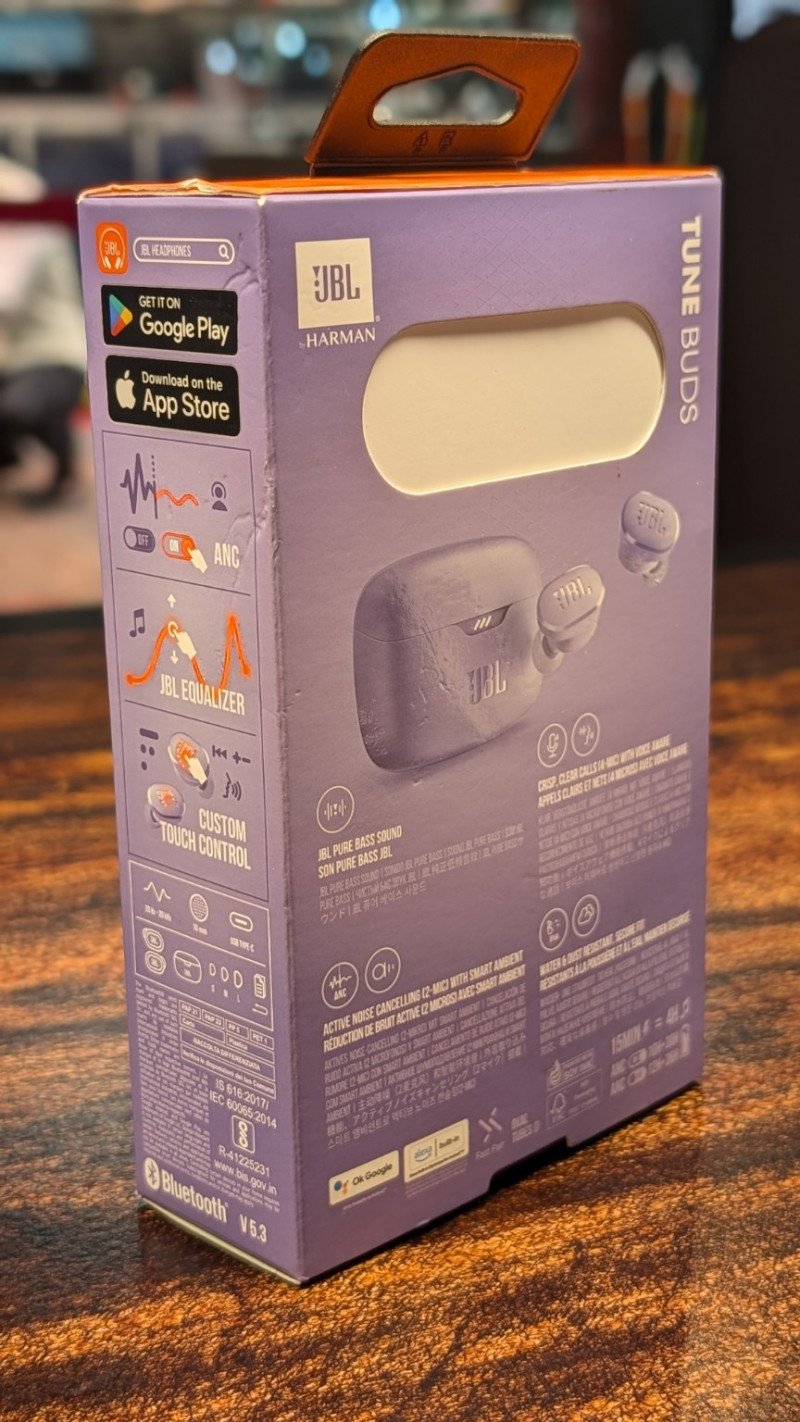 Kõrvaklapid JBL Tune Buds, karp, laadija