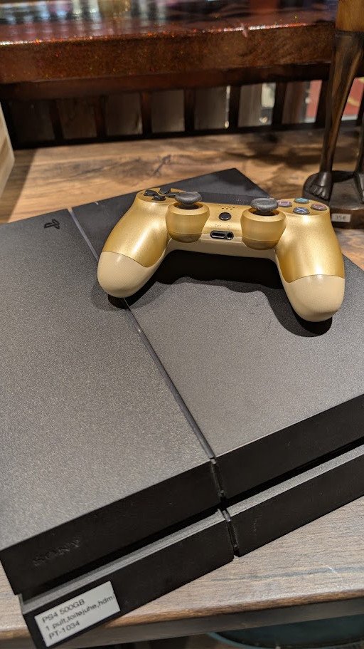 PlayStation 4 500 GB