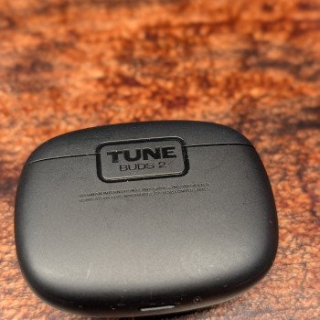 JBL Tune 2