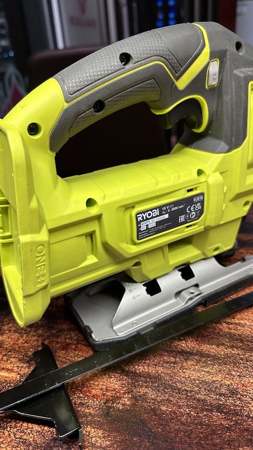 Ryobi akutikksaag RJS18