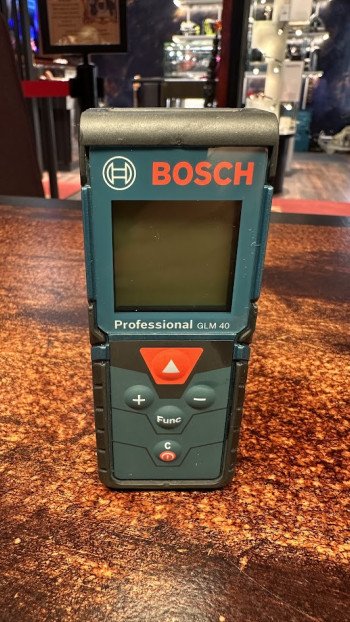 Bosch kaugusmõõtja GLM40