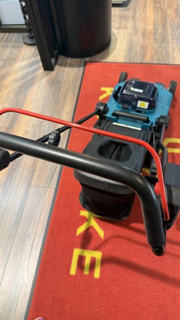 Makita akumuruniiduk DLM382