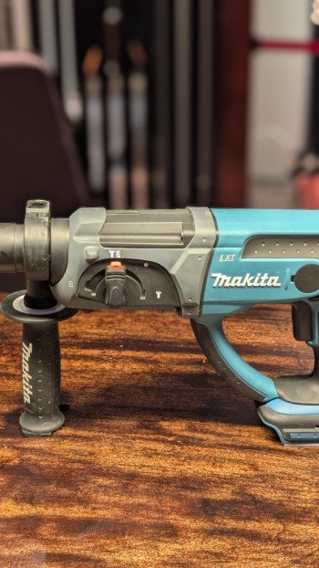 Akuperforaator Makita DHR202Z